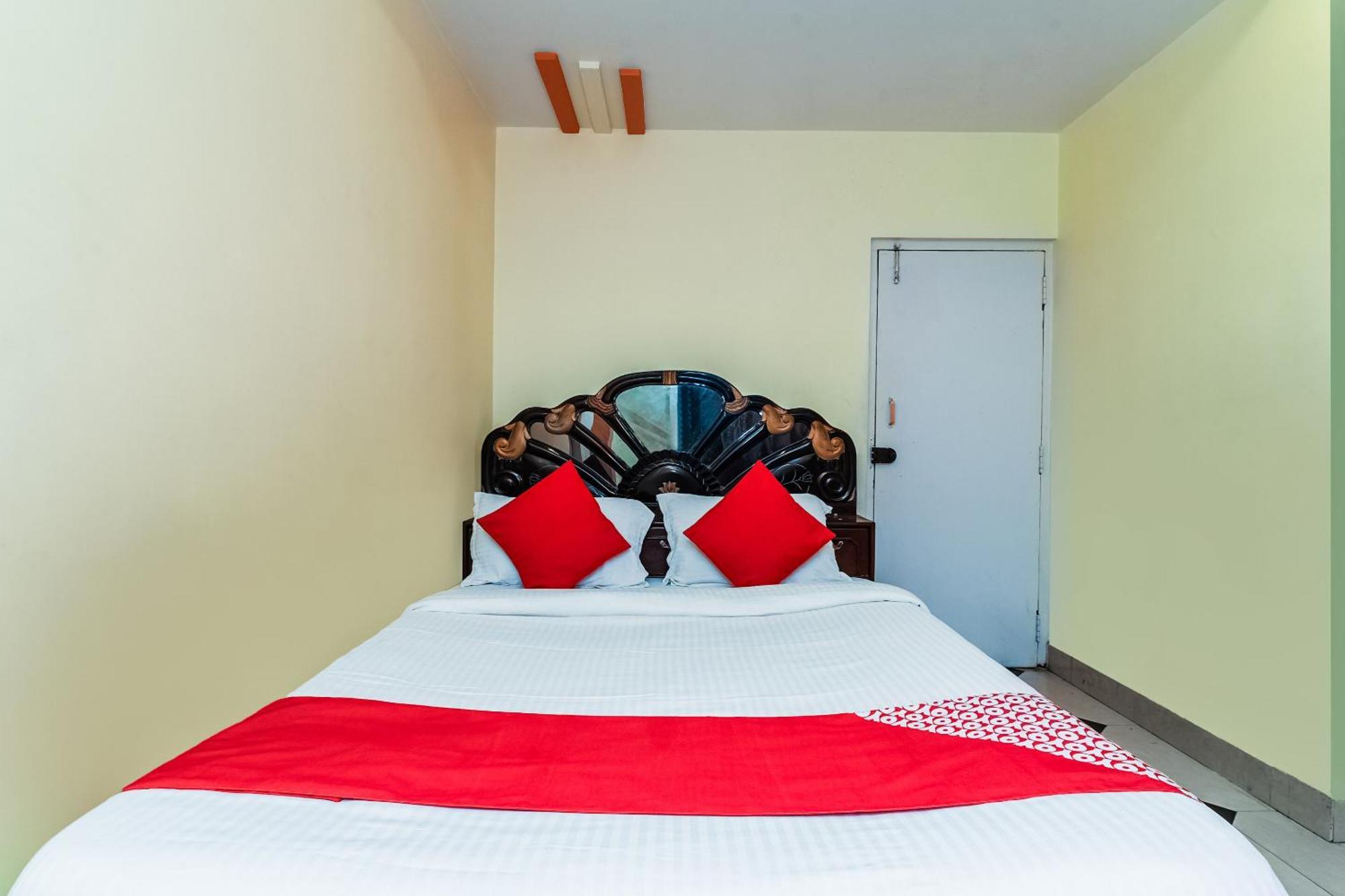 Hotel O Sindhura Guest House Raspari Palao Exterior foto